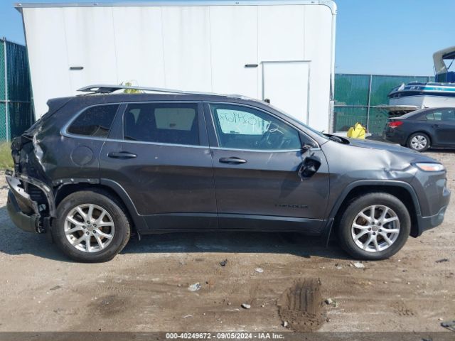 1C4PJMCS2HW621538 Jeep Cherokee Latitude 4x4