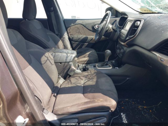 1C4PJMCS2HW621538 Jeep Cherokee Latitude 4x4
