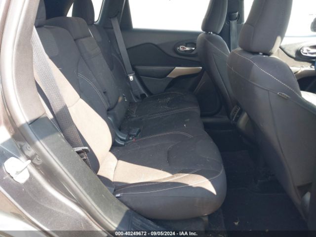 1C4PJMCS2HW621538 Jeep Cherokee Latitude 4x4