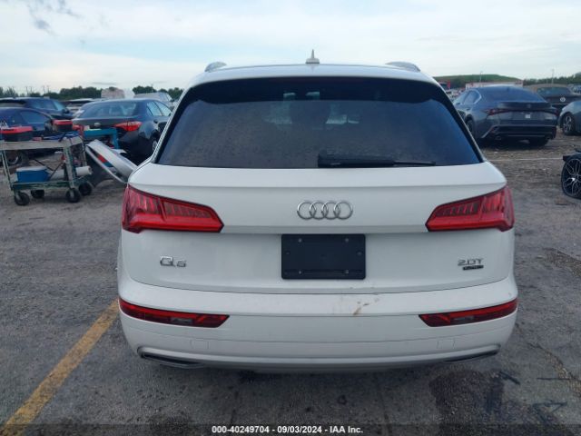 WA1ANAFY4J2017442 Audi Q5 2.0t Premium/2.0t Tech Premium