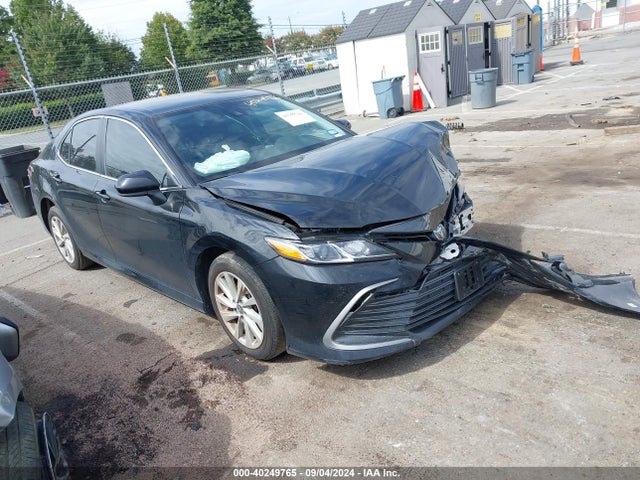 Toyota CAMRY LE 2023 4T1C11AK0PU184645 Image 1