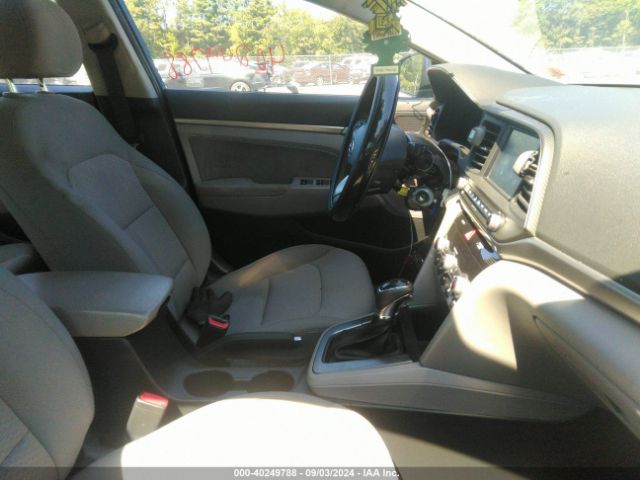 2020 HYUNDAI ELANTRA 5NPD84LF1LH578651 Photo 4