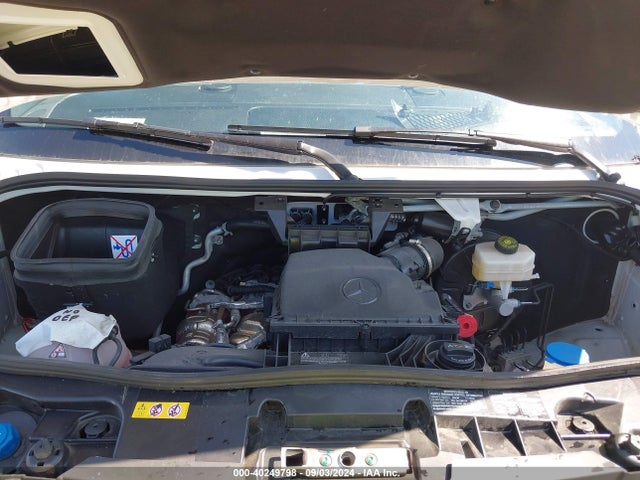 W1W4KBHY2RT162813 Mercedes-Benz Sprinter 2500 Standard Roof 4-cyl Diesel