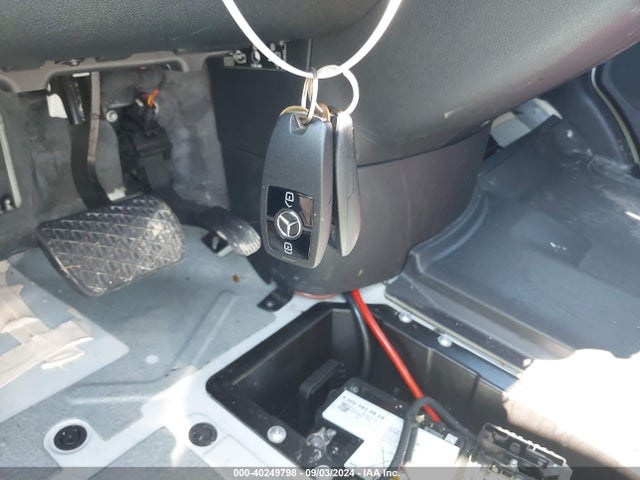 W1W4KBHY2RT162813 Mercedes-Benz Sprinter 2500 Standard Roof 4-cyl Diesel