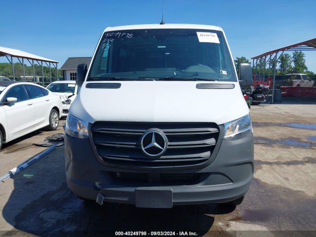 W1W4KBHY2RT162813 Mercedes-Benz Sprinter 2500 Standard Roof 4-cyl Diesel