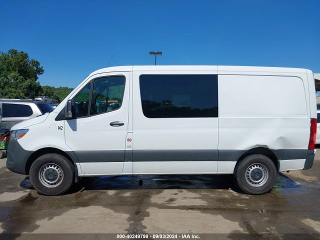 W1W4KBHY2RT162813 Mercedes-Benz Sprinter 2500 Standard Roof 4-cyl Diesel