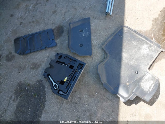 W1W4KBHY2RT162813 Mercedes-Benz Sprinter 2500 Standard Roof 4-cyl Diesel