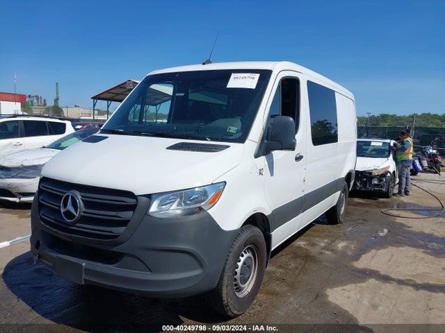 W1W4KBHY2RT162813 Mercedes-Benz Sprinter 2500 Standard Roof 4-cyl Diesel