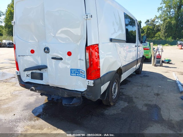 W1W4KBHY2RT162813 Mercedes-Benz Sprinter 2500 Standard Roof 4-cyl Diesel