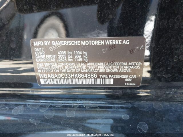WBA8A9C33HK864886 BMW 320i