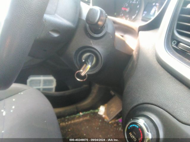 5XYPG4A50KG492005 KIA Sorento 3.3l Lx