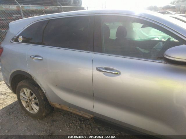 5XYPG4A50KG492005 KIA Sorento 3.3l Lx