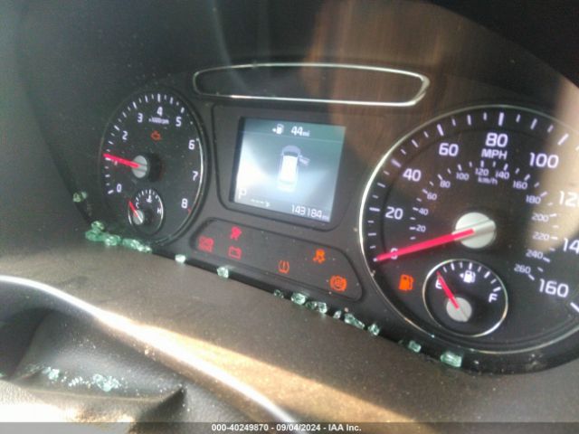 5XYPG4A50KG492005 KIA Sorento 3.3l Lx