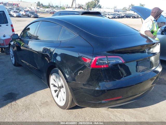 2022 TESLA MODEL 3 5YJ3E1EB6NF130839 Photo 2