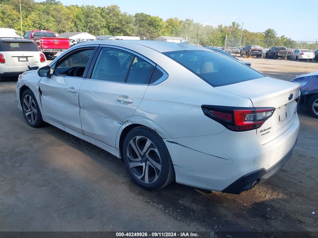 Subaru Legacy Limited Xt 2022 4S3BWGN65N3022840 Image 3