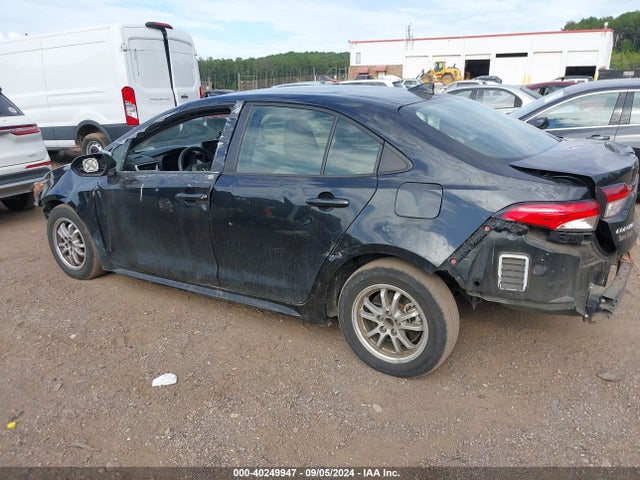 Toyota Corolla Hybrid Le 2022 JTDEAMDE5NJ046215 Image 3