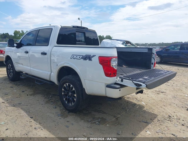 Nissan Titan Pro-4x 2019 1N6AA1E58KN509977 Image 3