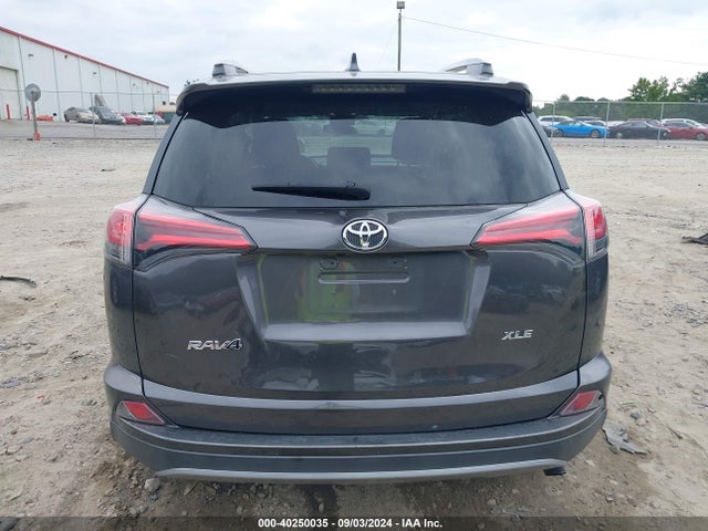 Toyota Rav4 Xle 2018 2T3WFREV1JW459875 Image 16