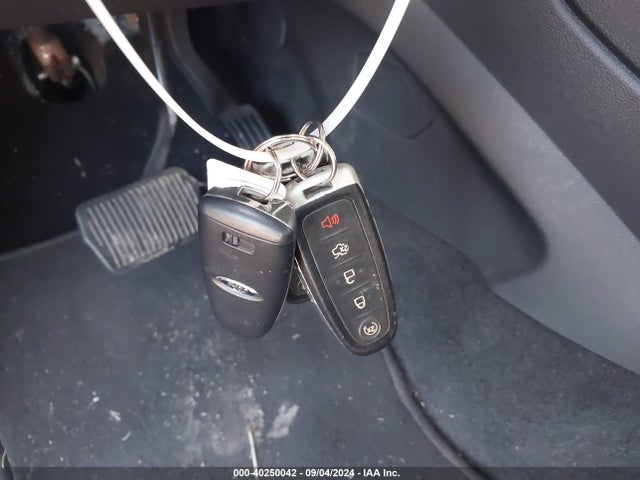 Ford Escape Titanium 2016 1FMCU9J97GUA27455 Image 11