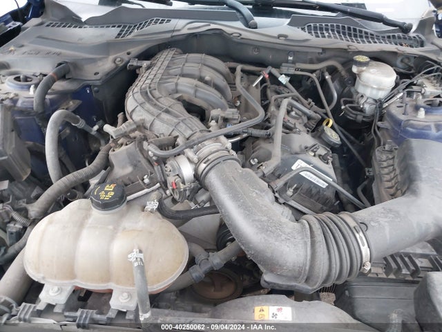 Ford Mustang V6 2015 1FA6P8AM0F5388502 Image 10