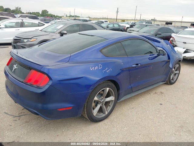 Ford Mustang V6 2015 1FA6P8AM0F5388502 Image 4
