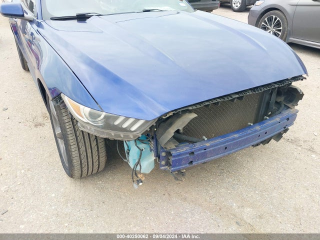 Ford Mustang V6 2015 1FA6P8AM0F5388502 Image 6