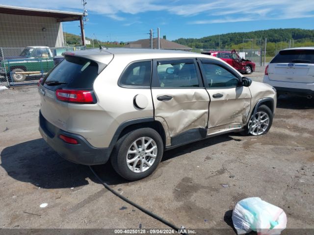 1C4PJMAB6FW541045 Jeep Cherokee Sport