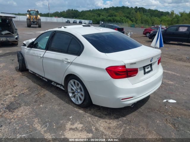 WBA8E1G51HNU14959 BMW 320i