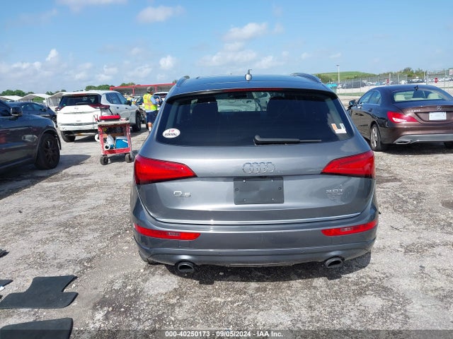 Audi Q5 2.0t Premium 2015 WA1LFAFP7FA063681 Image 17