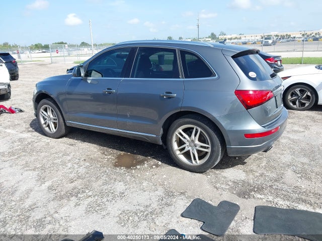 Audi Q5 2.0t Premium 2015 WA1LFAFP7FA063681 Image 3