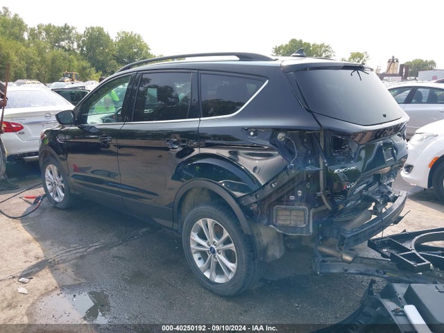 Ford ESCAPE SE 2018 1FMCU9GD7JUC18960 Image 3