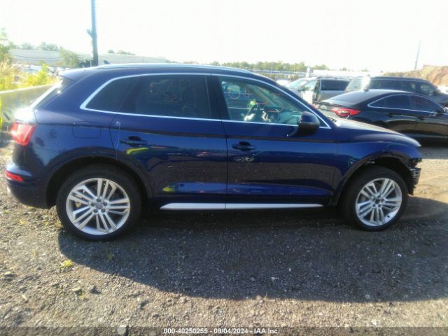 WA1BNAFY4J2001228 Audi Q5 2.0t Premium/2.0t Tech Premium