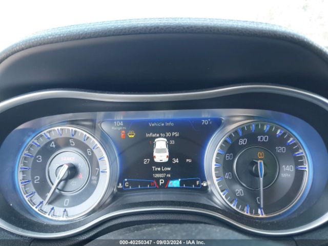2C3CCARG8GH261588 Chrysler 300 Limited