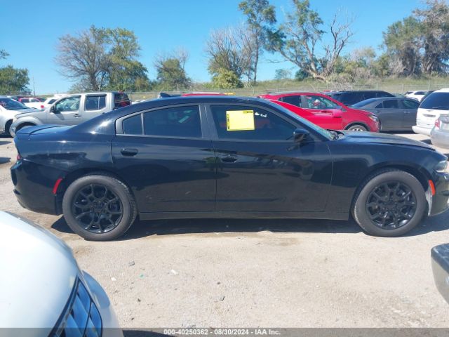 2C3CDXJG6GH306071 Dodge Charger Sxt