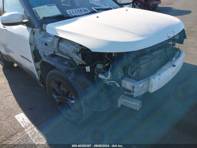 3C4NJCBB9KT749307 Jeep Compass Altitude Fwd