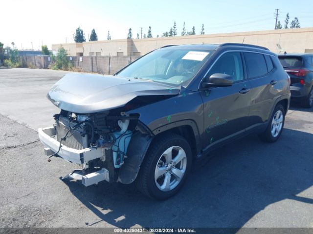 3C4NJCBB9LT141319 Jeep Compass Latitude Fwd