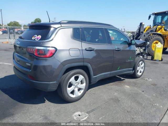 3C4NJCBB9LT141319 Jeep Compass Latitude Fwd