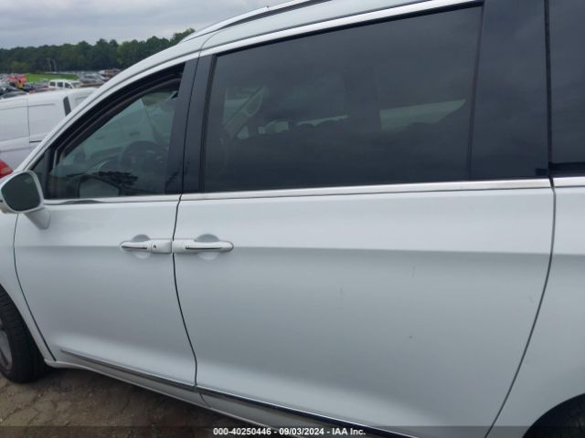 2C4RC1GG6KR681328 Chrysler Pacifica Limited