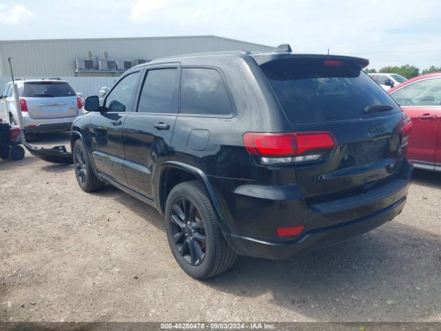 1C4RJEAG9NC128126 Jeep Grand Cherokee Wk Laredo X 4x2