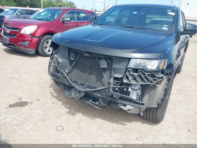 1C4RJEAG9NC128126 Jeep Grand Cherokee Wk Laredo X 4x2