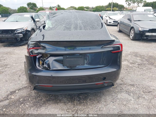 Tesla Model 3 Rear-wheel Drive 2024 5YJ3E1EA3RF733695 Image 15