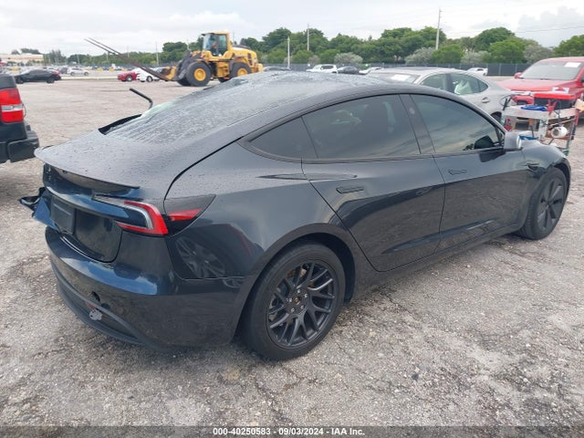 2024 TESLA MODEL 3 5YJ3E1EA3RF733695 Photo 3