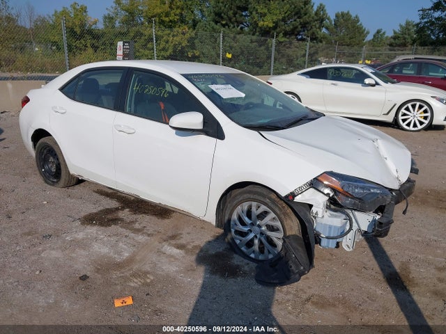 Toyota COROLLA LE 2017 2T1BURHE0HC950961 main image