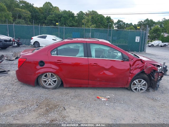 Chevrolet Sonic Lt Auto 2015 1G1JC5SH2F4152223 Image 13