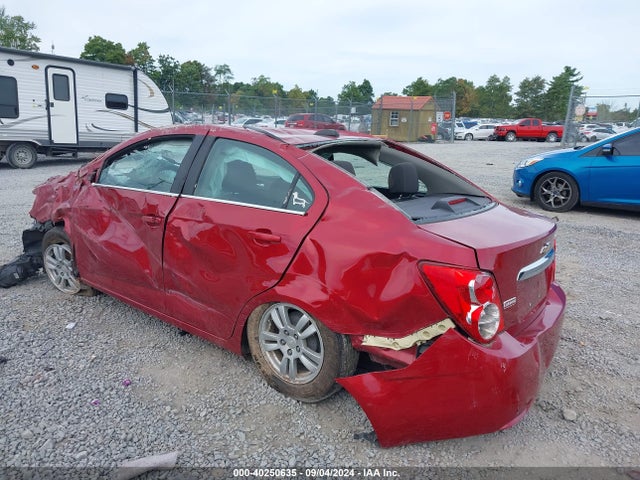 Chevrolet Sonic Lt Auto 2015 1G1JC5SH2F4152223 Image 3