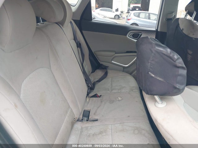 KIA SOUL LX 2022 KNDJ23AU1N7163157 Image 8