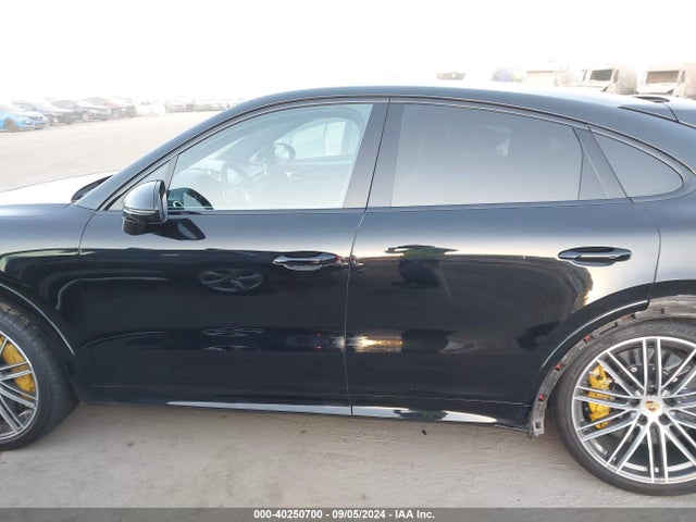 Porsche Cayenne Coupe Turbo 2021 WP1BF2AY8MDA51038 Image 15