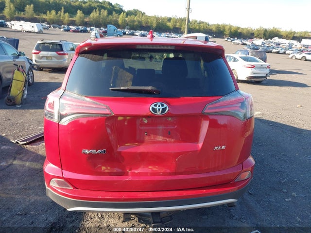 Toyota Rav4 Xle 2016 2T3WFREV1GW268434 Image 16