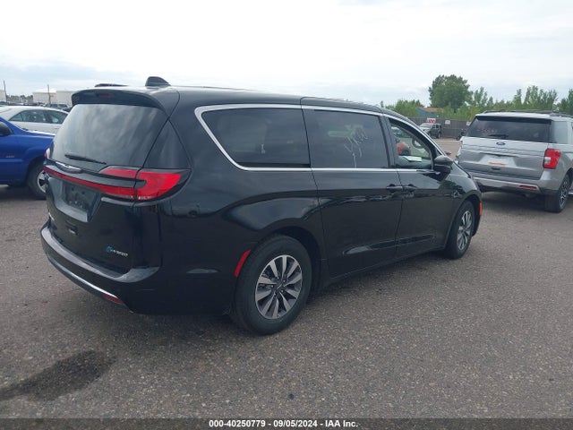 2C4RC1S79RR130571 Chrysler Pacifica Hybrid Select