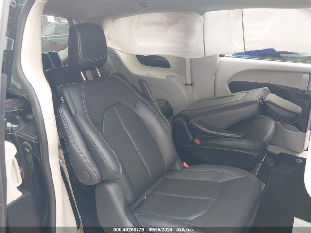 2C4RC1S79RR130571 Chrysler Pacifica Hybrid Select